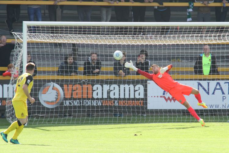 Southport go four up