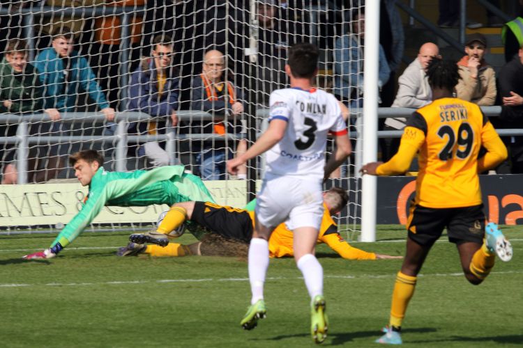 AFC Fylde equalise via an o.g.