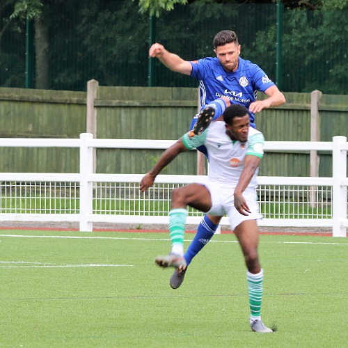 Scott Garner gets his leg over