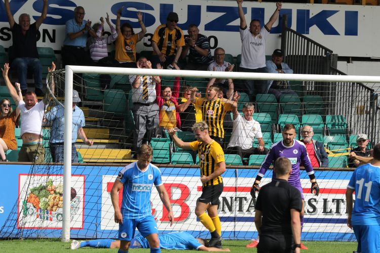 Boston take the lead