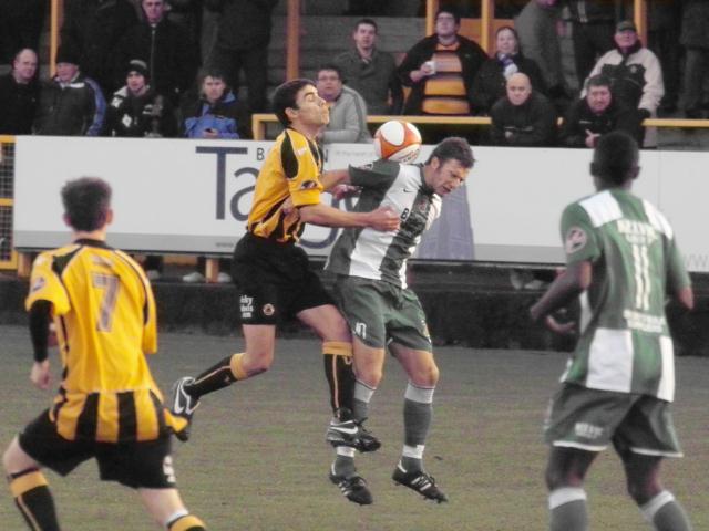 Shaun Pearson takes in on the chin