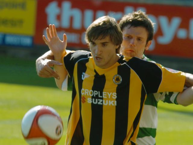 Mikel Suarez keeps his eye on the ball