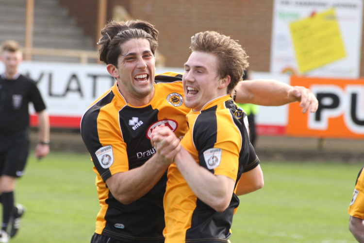 Dayle Southwell celebrates his goal