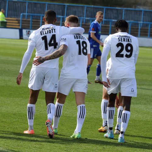 Brad Abbott has made it 3-0